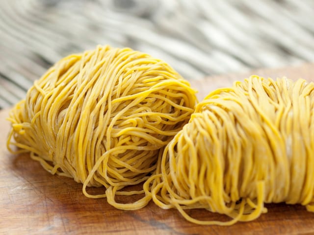 Egg Noodle.